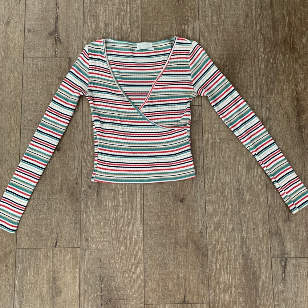 Urban outfitters long sleeve crop top